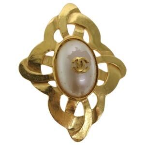 Chanel CC Brooch